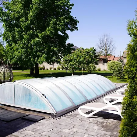 Siedlisko Staszkówka Chalé *